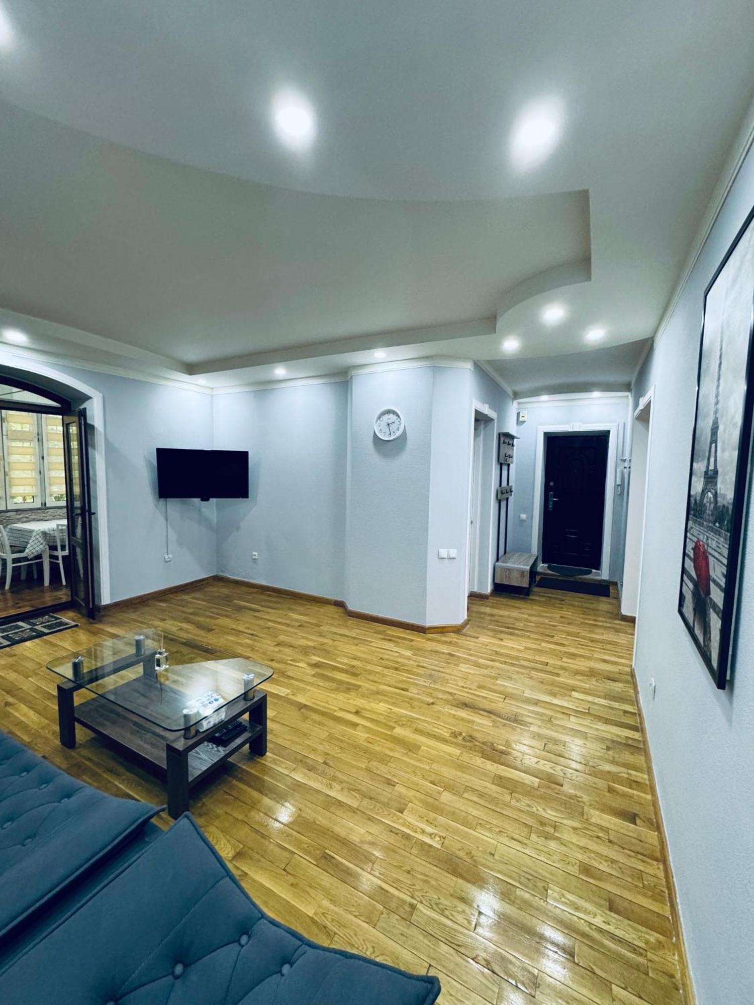 טשקנט Classic Family Apart In The Center With 4 Rooms מראה חיצוני תמונה